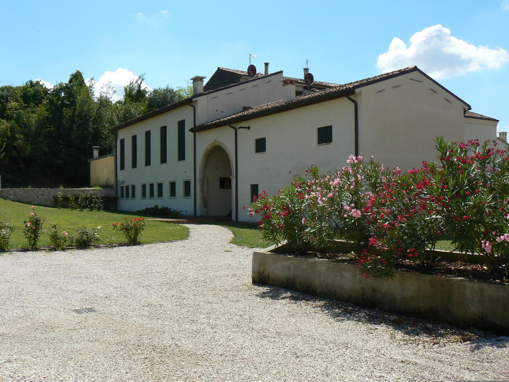 شقة Corte Monticello Barbarano Vicentino الغرفة الصورة